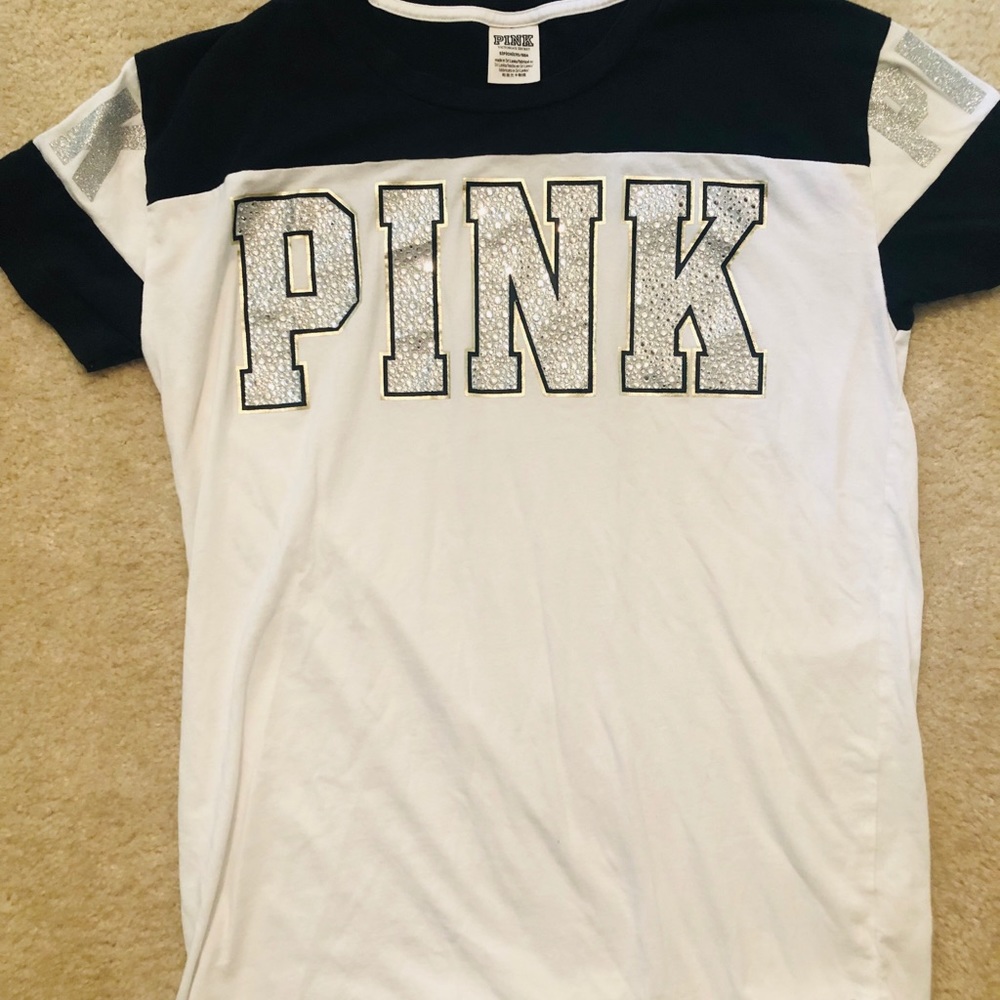 PINK BLING TEE!! FINAL PRICE 🔥🔥🔥